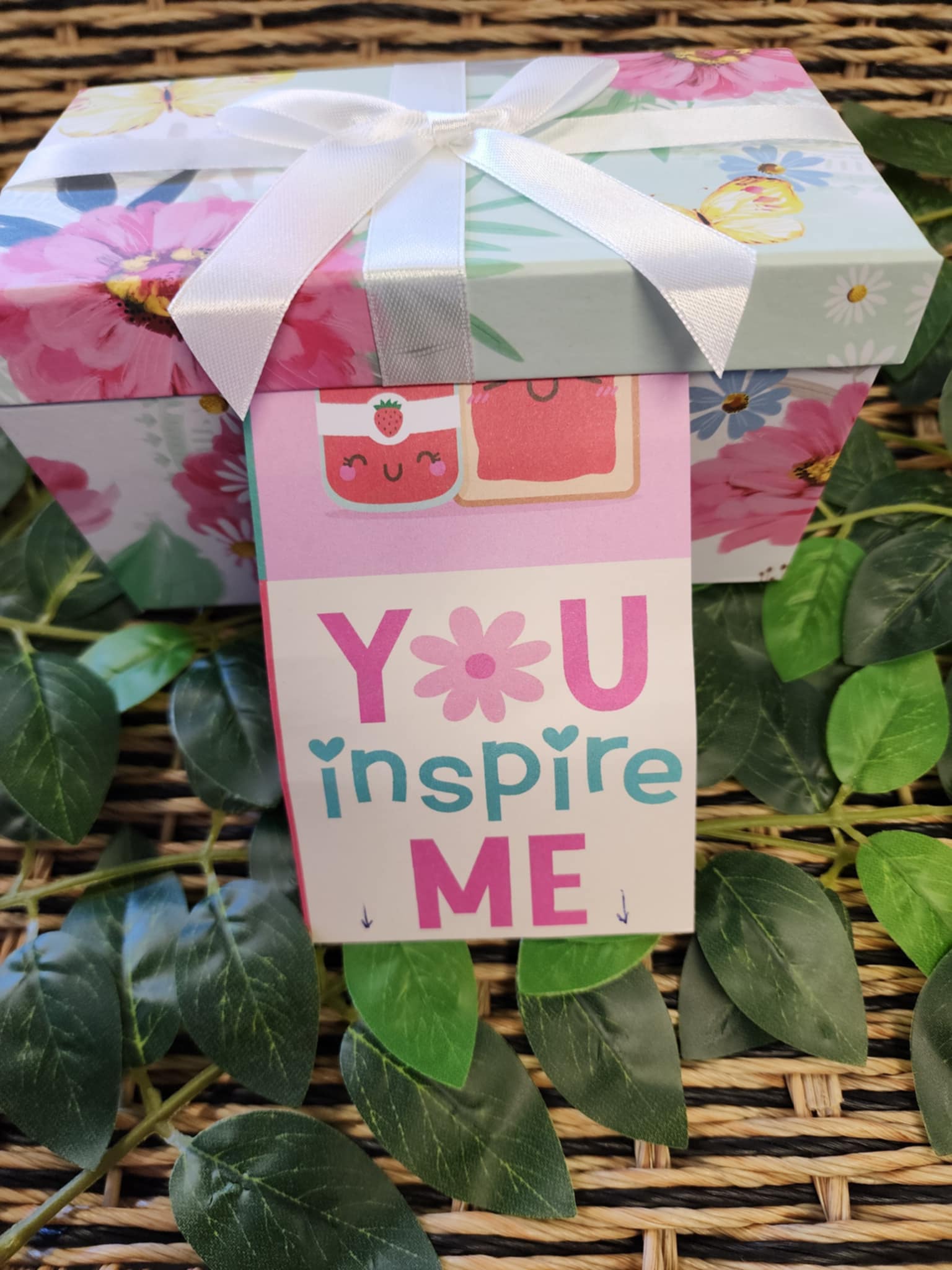 Cardmaking with Miss Charlotte - March Edition